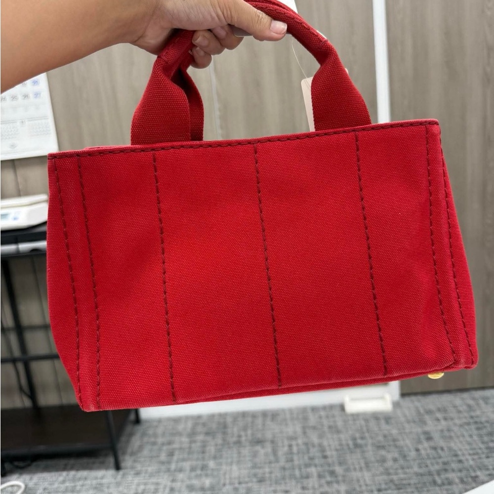 Authentic Red Prada Canapa - Picture 14 of 16